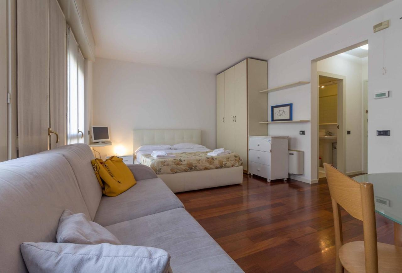 Апартаменты Studio Roma 41 - Affitti Brevi Italia Лекко Экстерьер фото